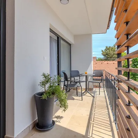 Apartman Fülöp Panzió Near Balaton Révfülöp