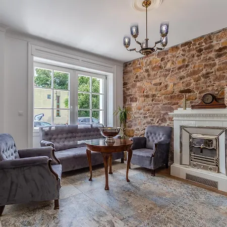 Apartman Fülöp Panzió Near Balaton Révfülöp