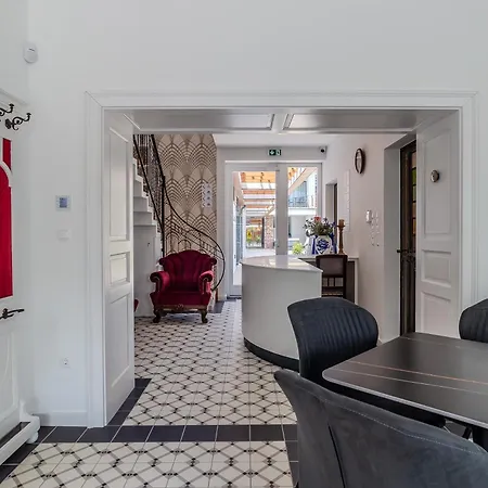 Apartman Fülöp Panzió Near Balaton