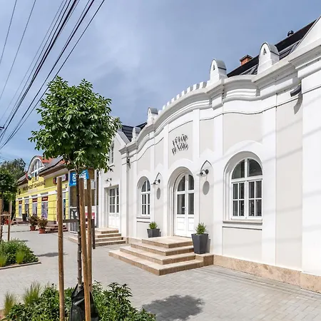 Fülöp Panzió Near Balaton