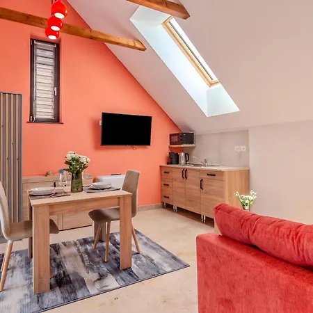 Appartamento Fueloep Panzio Near Balaton