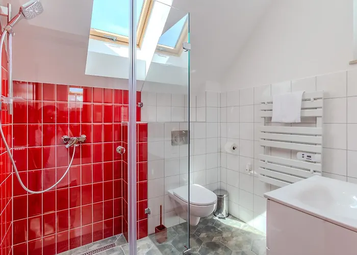 Apartment Fueloep Panzio Near Balaton