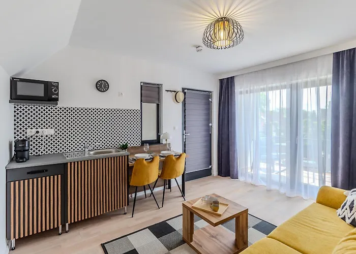Apartment Fueloep Panzio Near Balaton Révfülöp